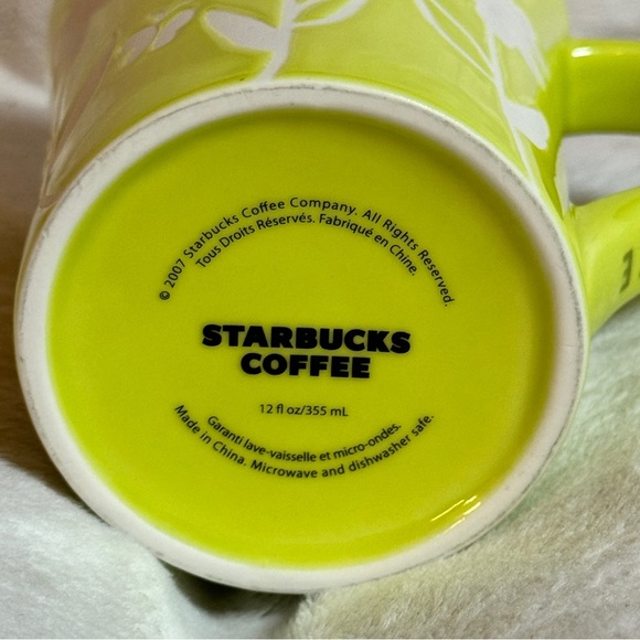 STARBUCKS 2007 Lime Green White Floral Flowers Butterflies Coffee Cup Mug 12 oz - Picture 4 of 4